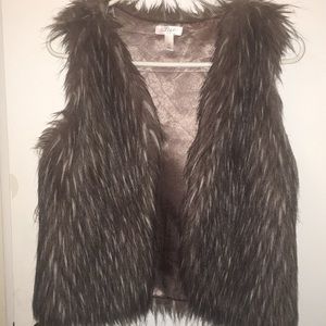 Non authentic Fur vest for girls